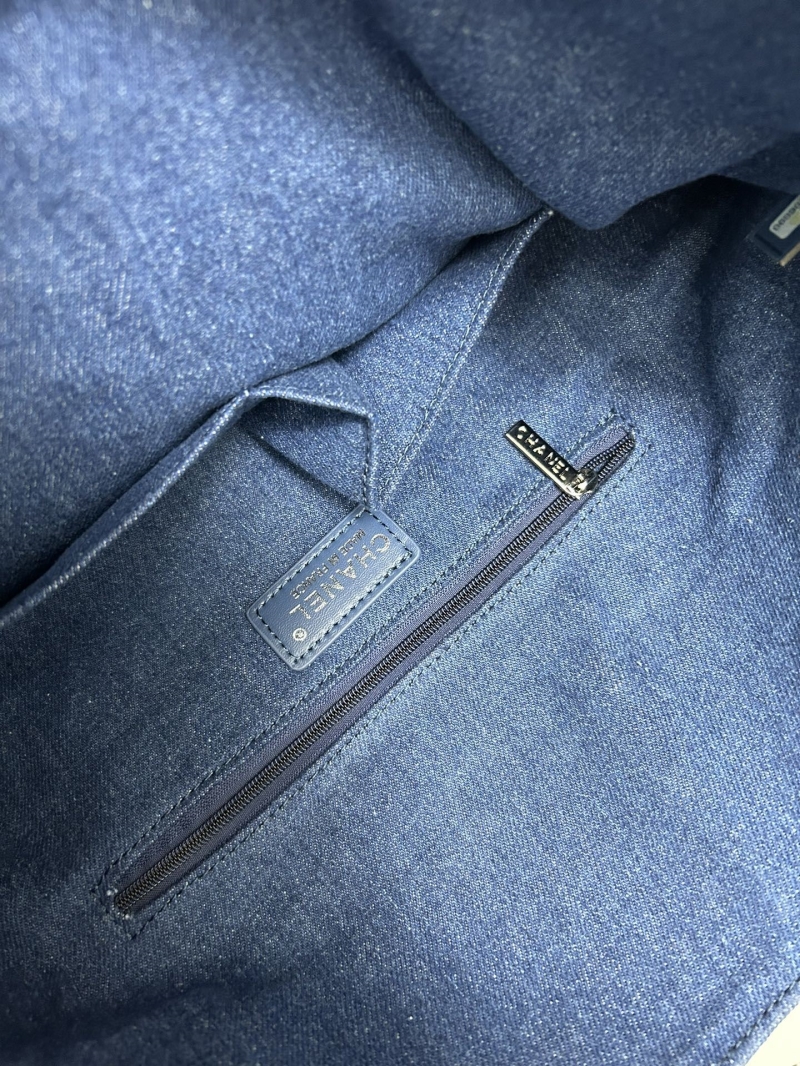 Ch**el shopping bags